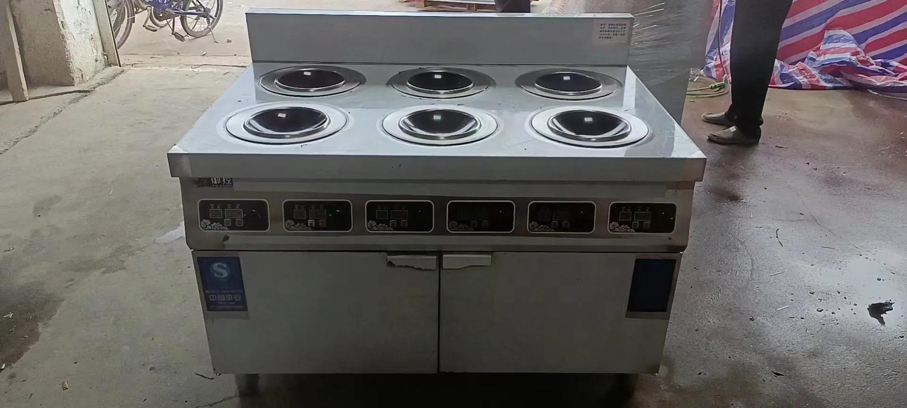 點亮餐飲之魂 商用廚房設(shè)備助力餐飲業(yè)高效運營